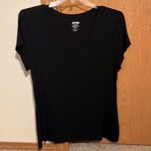 Apt 9 black t shirt